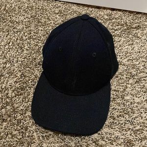 Black baseball hat